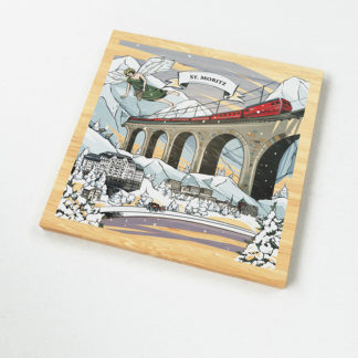 [:en]The Swiss magnets show a Swiss made illustration of the legend of the many languages of Grison.[:][:de]VARSY’S Magnete Schweiz zeigen eine preisgekrönte Illustration der Legende von Graubünden - ein perfektes St. Moritz souvenir.[:]